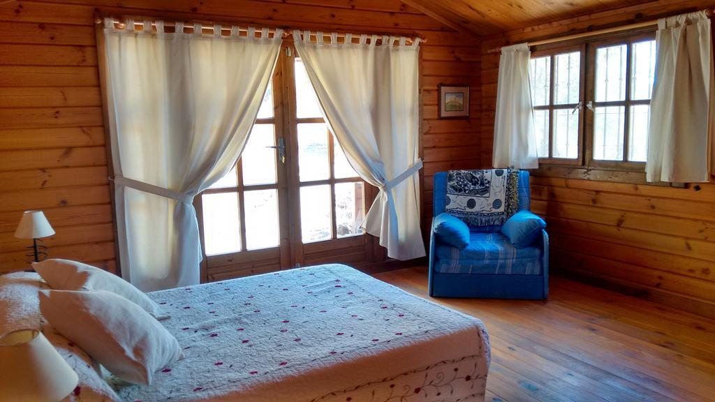 Finca La Piedra Holidays Эль-Чорро Номер фото